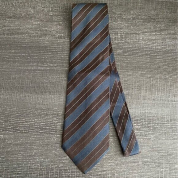 VINTAGE Giorgio Armani Neck Tie 100% Italian Silk Stripe Diagonal Blue Brown 57" - Picture 2 of 6